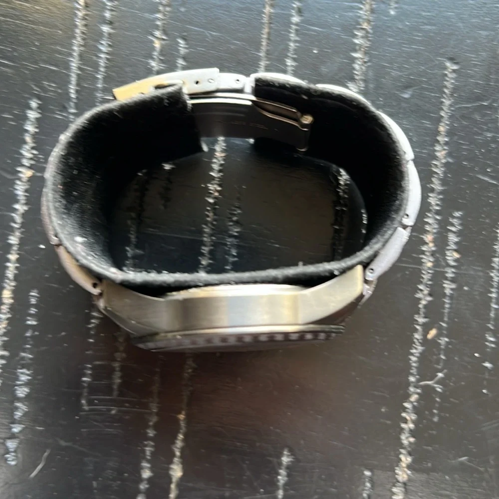 Guess carbon fiber watch men’s - Picture 4 of 10